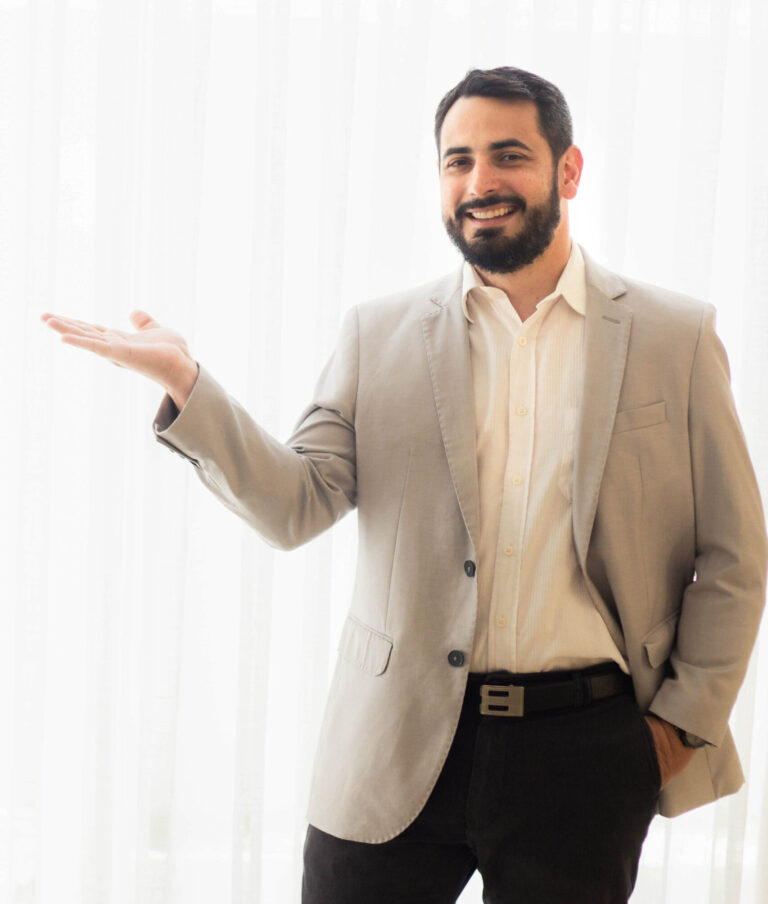 Foto do Dr. Felipe Nogueira, médico urologista em Petrolina